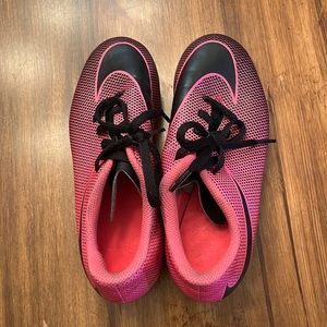 Girls size 1 Nike soccer cleats